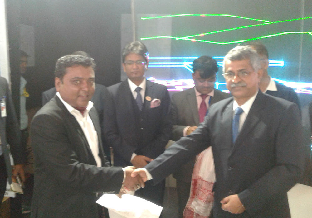 علا مو اسام