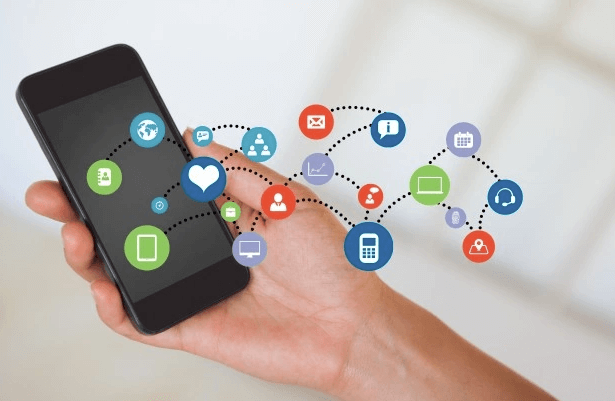 接觸手機以外的用戶