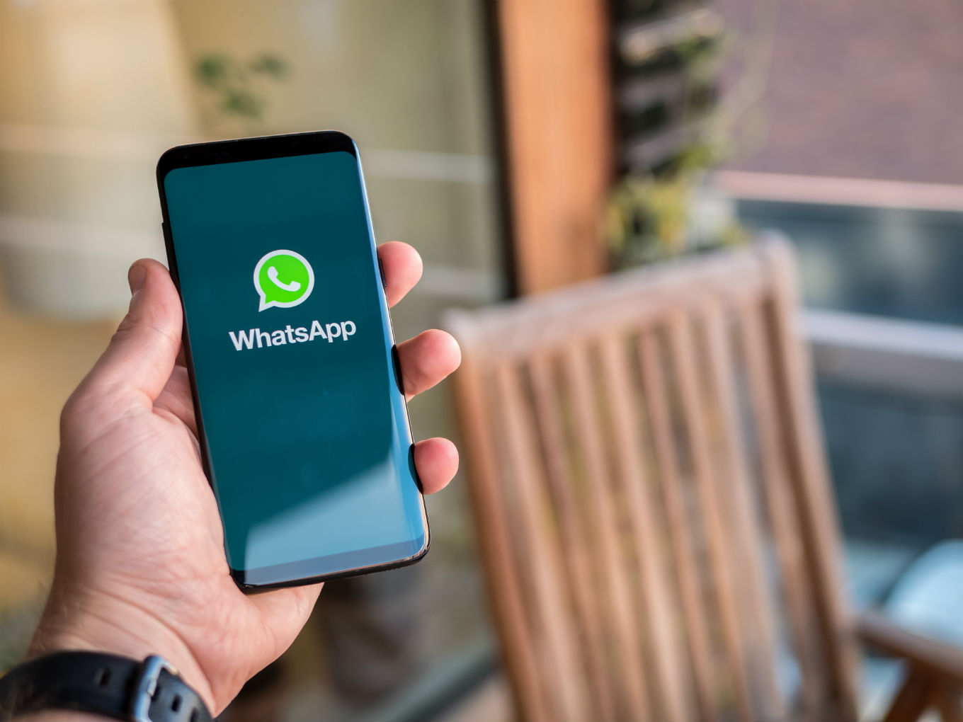 Whatsapp inicia campanhas de rádio para conscientizar sobre notícias falsas