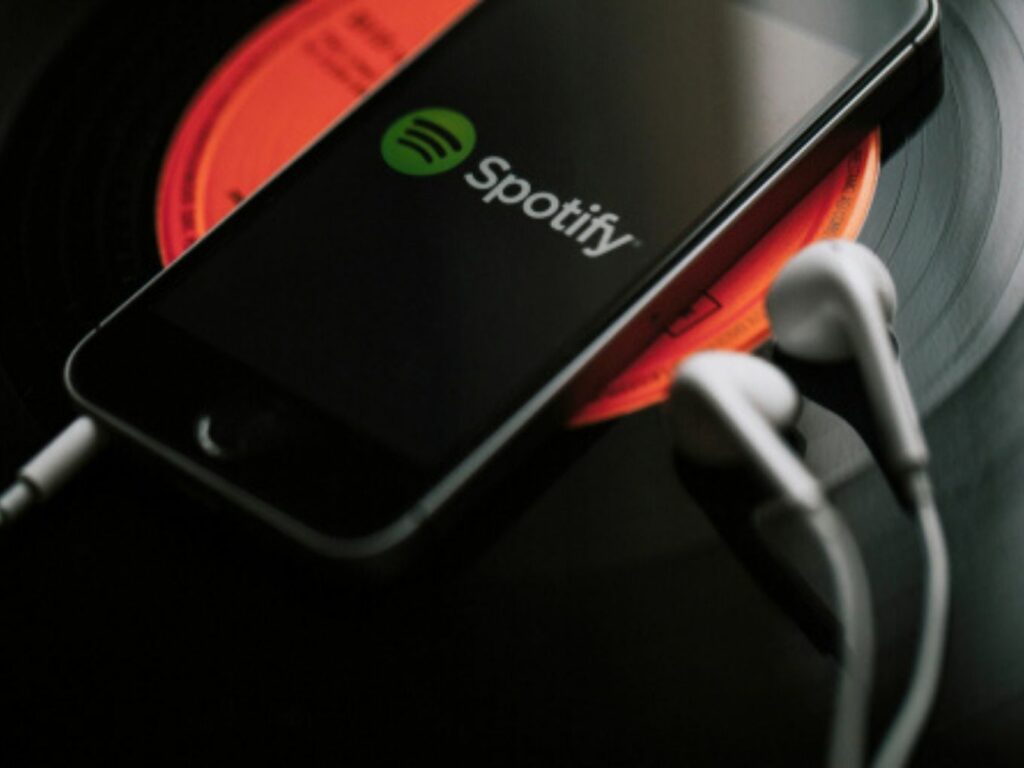 Spotify Rejigs, Indian Library'ye Daha Fazla Müzik Eklemek İçin Warner Music ile Anlaşmaya Vardı