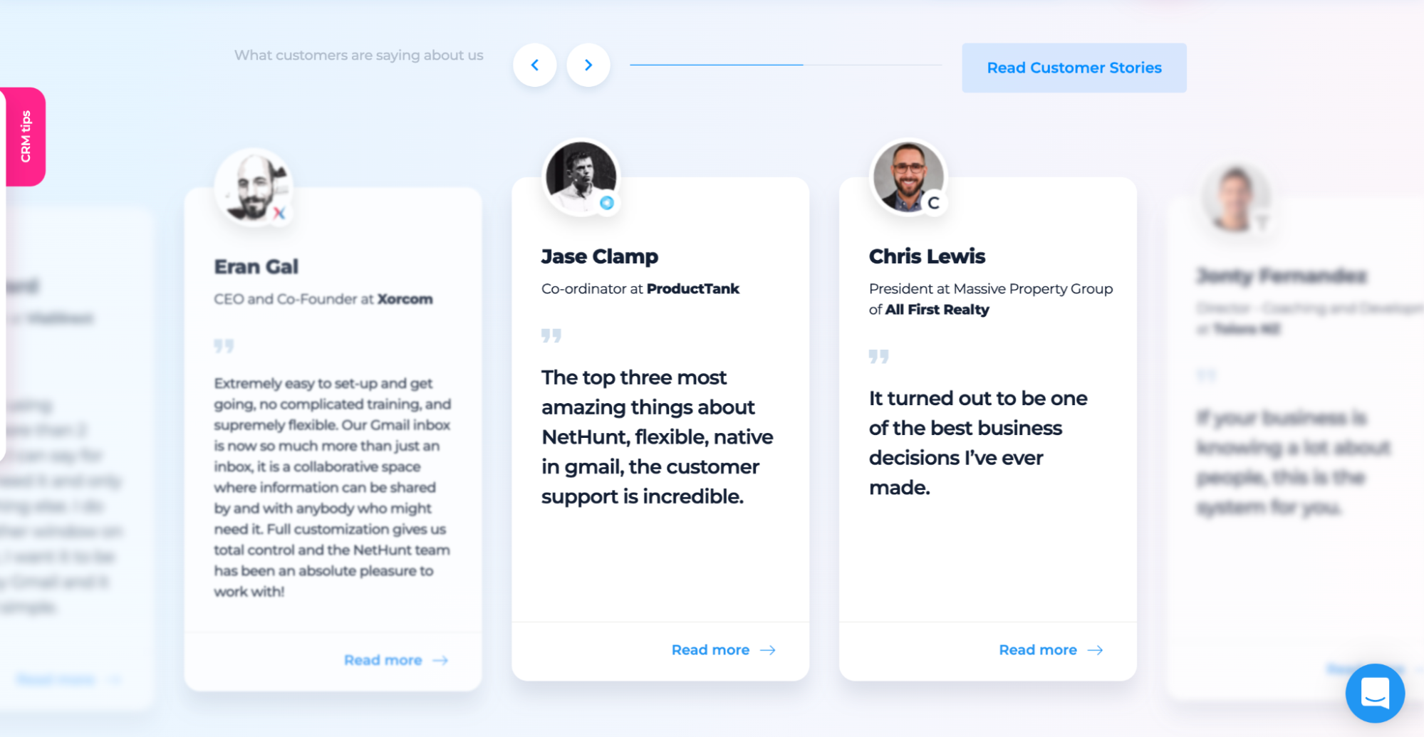 Testimonios de clientes en el sitio web