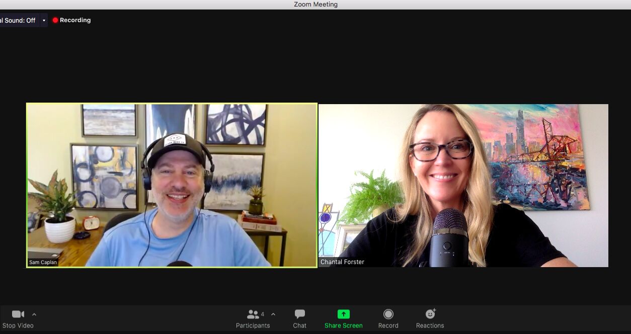 Sam Caplan i Chantal Forster nagrywają podcast Impact Audio