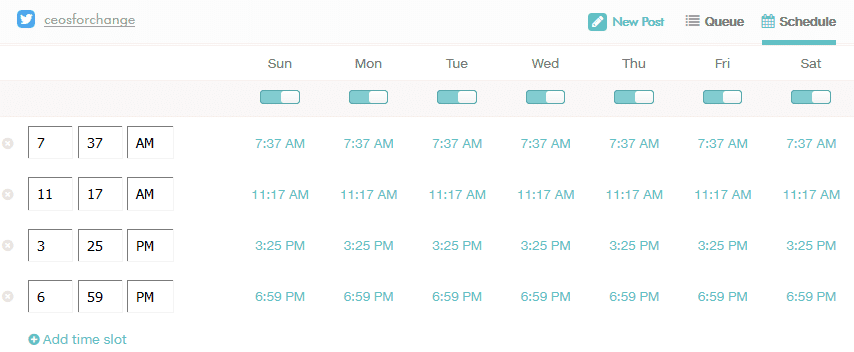 Pianifica i post durante il giorno per coinvolgere i tuoi fan e follower. Pianifica i post in anticipo per liberare tempo in seguito.