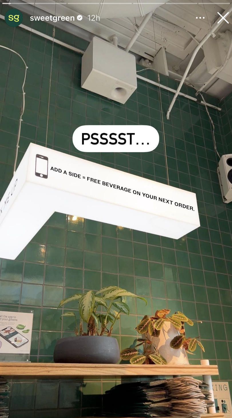 ALT Jak Sweetgreen uruchomił swój artykuł na temat programu Summer Rewards – zrzut ekranu z marketingu sklepowego sweetgreen wyświetlany na Instagramie