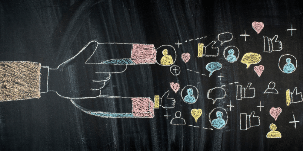 客户参与影响者与附属营销者 |轻松加盟 Consider the type of engagement an influencer vs affiliate marketer receives from their audiences