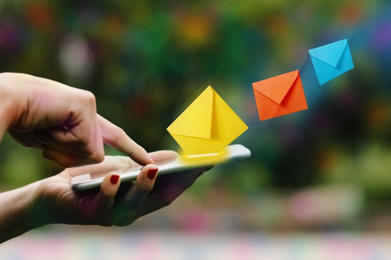 Lo que se debe hacer en la creación de enlaces: comuníquese con otros blogueros para vincularlos a su contenido.