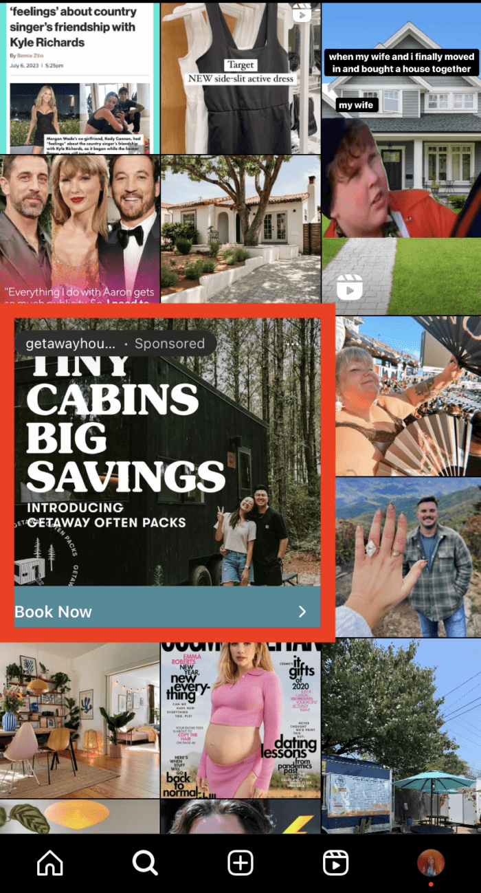 探索頁面中央顯示用於預訂 Getaway House 住宿的 Instagram 廣告。