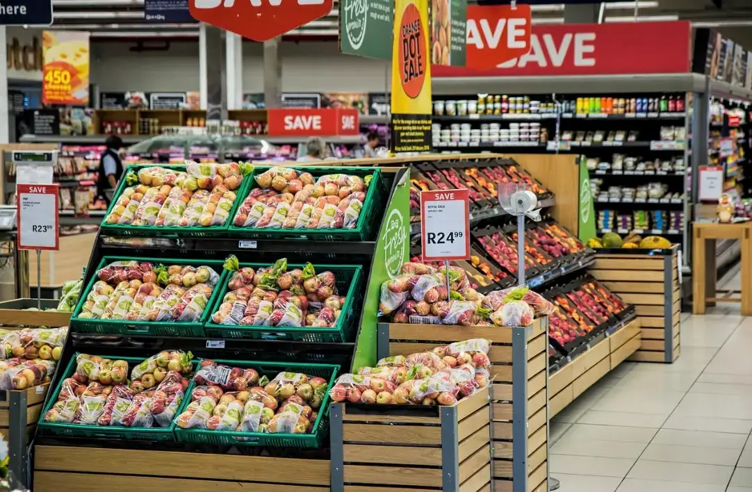 sekcja produktów supermarketów