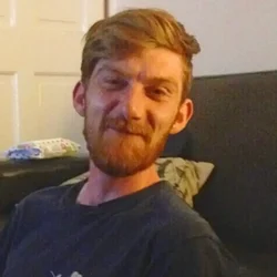 Harry-Flynn-strzał w głowę