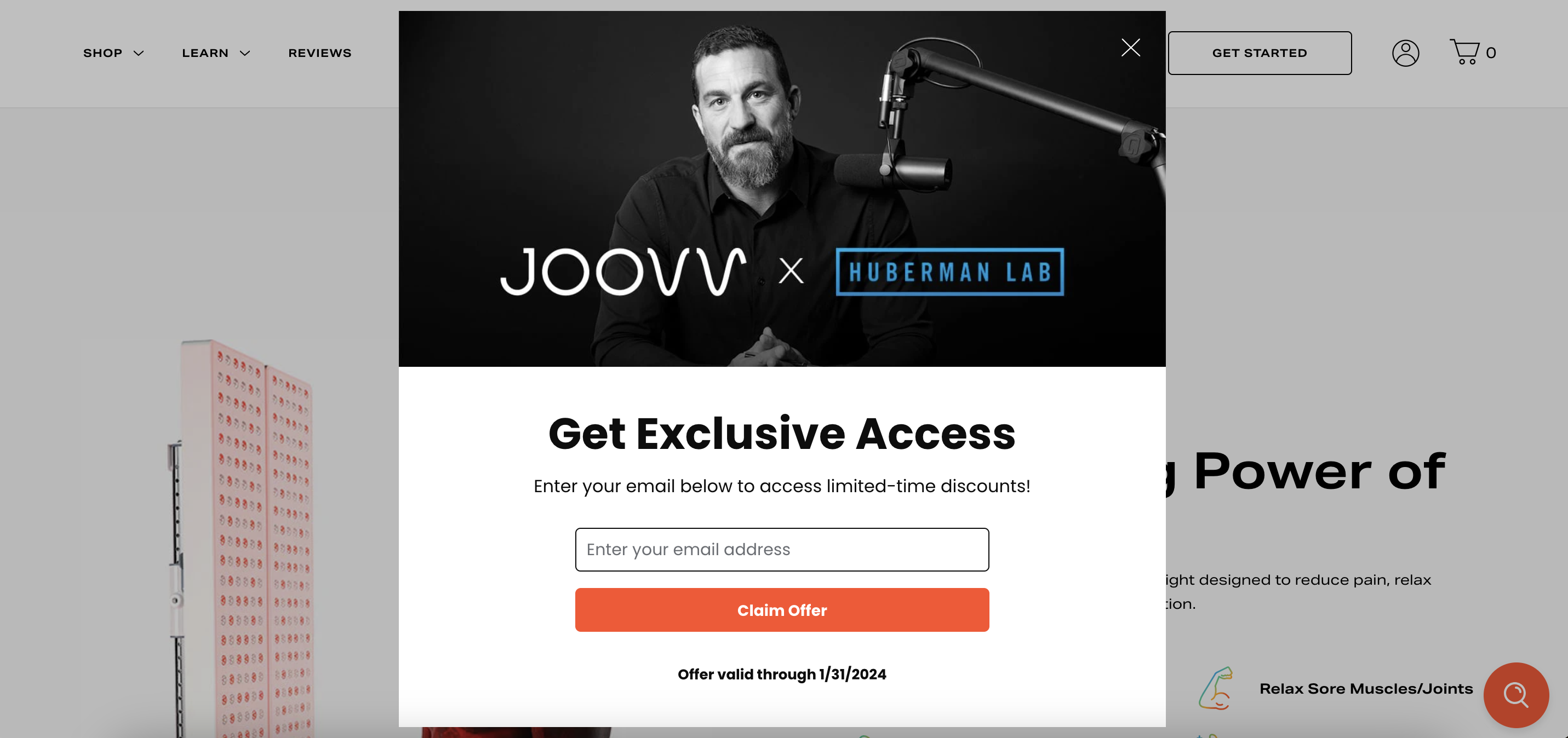 Joov 的設計簡單，以 Andrew Huberman 的照片為特色，並帶有“獲得獨家訪問權”標題和限時優惠