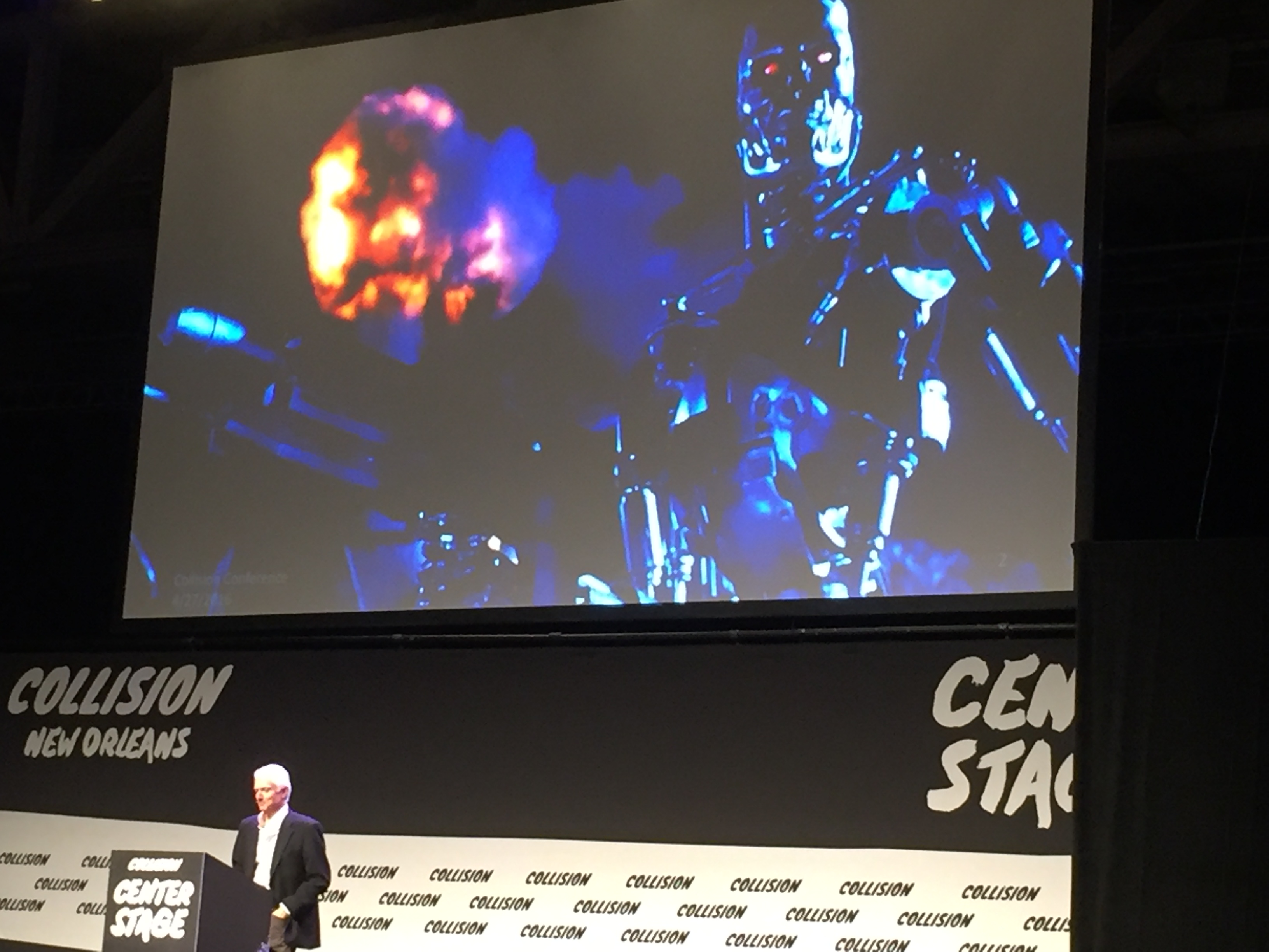 Jerry Kaplan de l'Université de Stanford parle d'IA