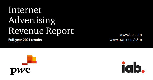 Raport IAB o przychodach z reklamy 2021 r.