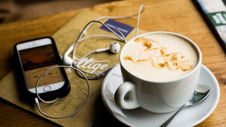 Facebookライブビデオをポッドキャストに変える