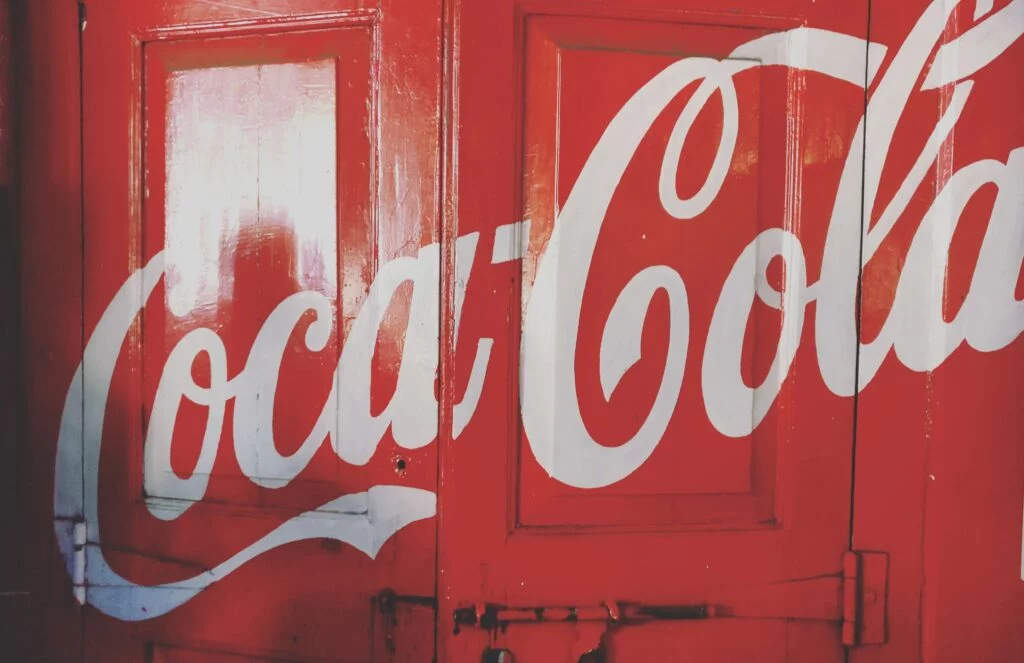 コカコーラの例ブランドの一貫性の影響 Coca cola as an example of impact of brand consistency